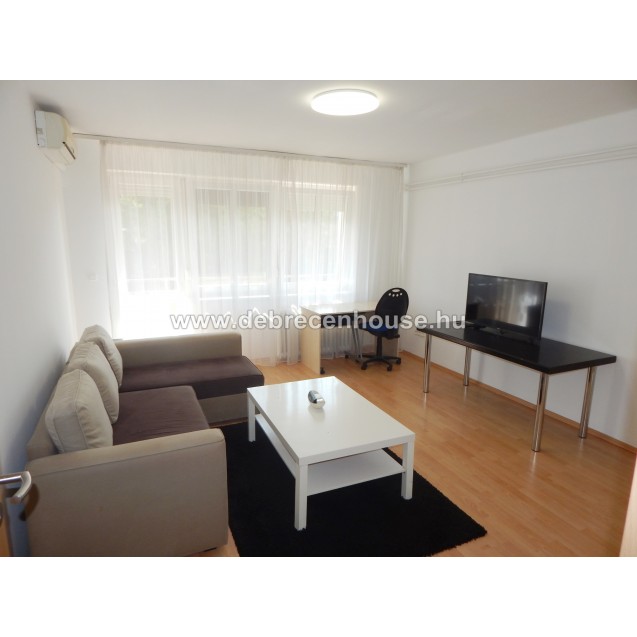 Living room - balcony + 3 bedrooms flat close to Medial Uni. 270K