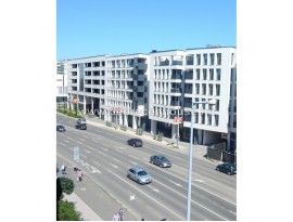 At city center, in "Párizsi udvar 2." condominium, 1 bedroom flat. 250K